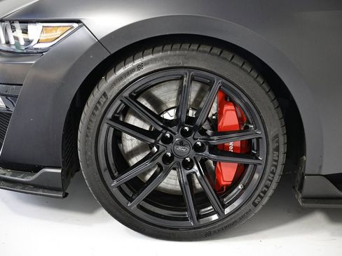 Used 2021 Ford Mustang Shelby GT500 w/ Technology Package image 11