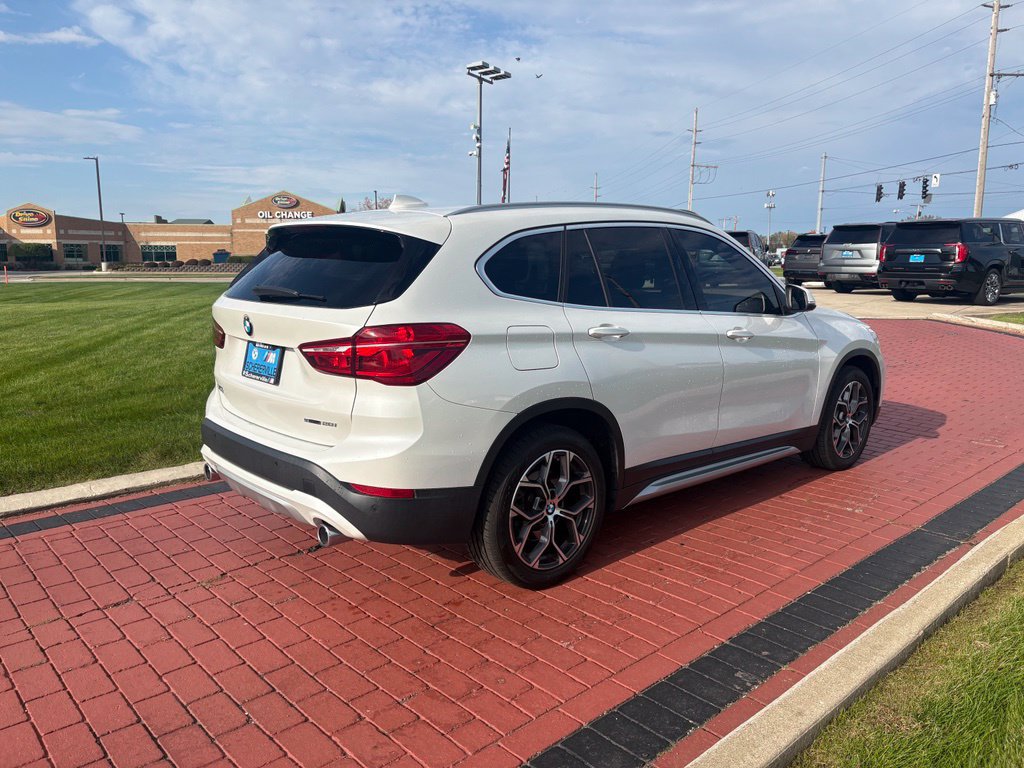 Used 2021 BMW X1 sDrive28i w/ Convenience Package FWD image 3