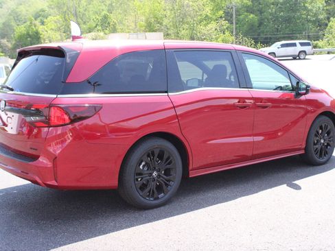 New 2026 Honda Odyssey Sport-L image 8