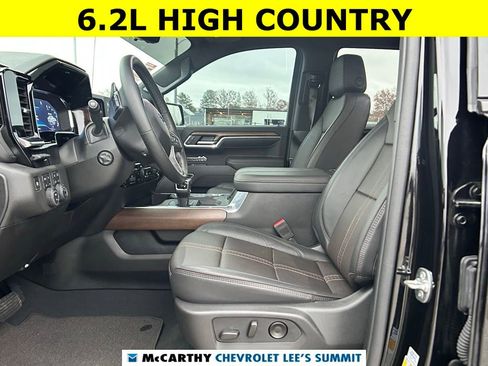 Certified 2025 Chevrolet Silverado 1500 High Country w/ Midnight Edition image 17