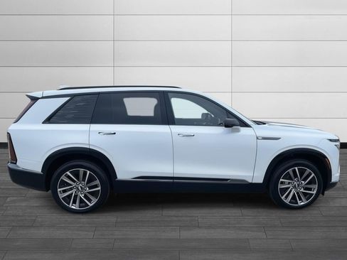 New 2026 Cadillac Vistiq Luxury AWD/4WD image 6