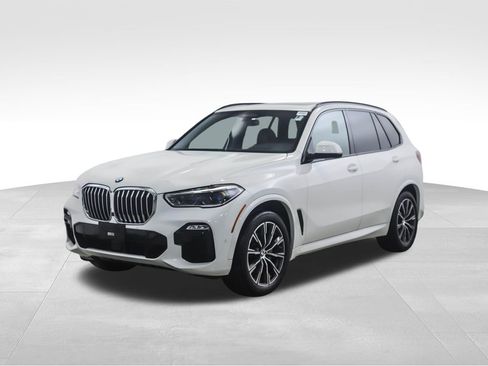 Used 2021 BMW X5 xDrive40i w/ M Sport Package image 1