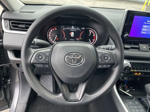 Used 2023 Toyota RAV4 XLE image 16