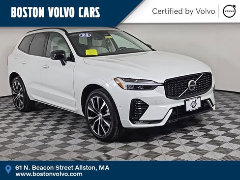 Certified 2023 Volvo XC60 B5 Plus w/ Climate Package image 1