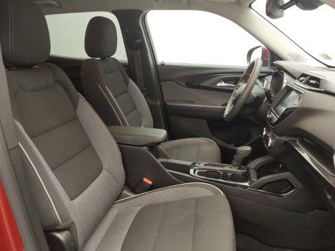 Used 2021 Chevrolet TrailBlazer LT w/ Convenience Package image 21