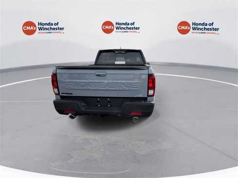New 2026 Honda Ridgeline Black Edition image 9
