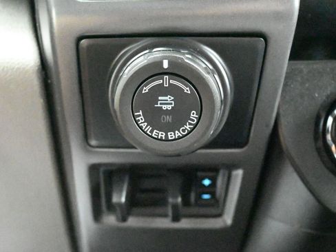 Used 2020 Ford F150 XLT w/ Trailer Tow Package image 24