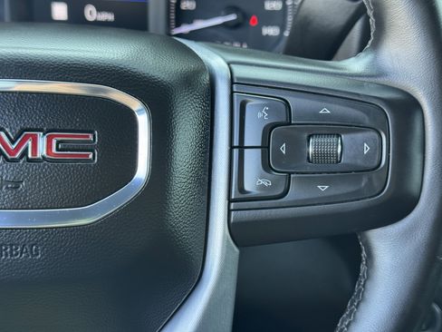 Used 2023 GMC Sierra 3500 SLT w/ SLT Preferred Package image 33