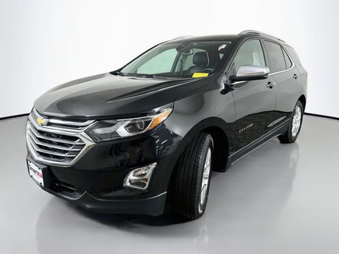 Used 2021 Chevrolet Equinox Premier FWD image 3
