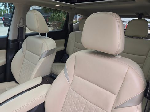Used 2022 Nissan Murano Platinum w/ Cargo Package FWD image 9
