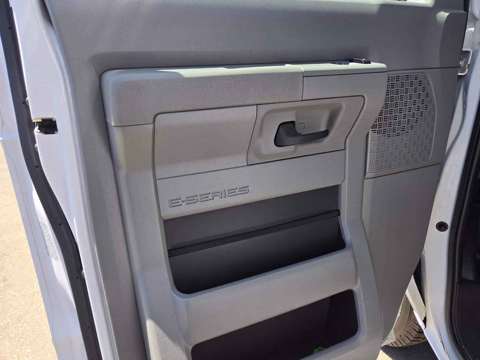 Used 2018 Ford E-350 and Econoline 350 Super Duty w/ Motorhome Prep Package RWD image 14