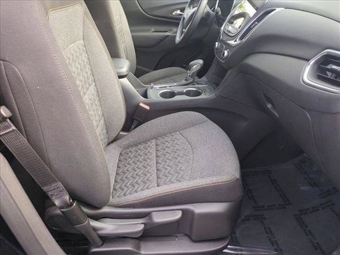 Used 2024 Chevrolet Equinox LT FWD image 19