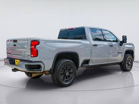 Used 2024 Chevrolet Silverado 3500 LTZ w/ LTZ Plus Package AWD/4WD image 13
