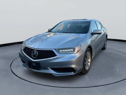 Used 2018 Acura TLX FWD image 2