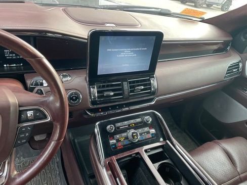 Used 2019 Lincoln Navigator Black Label image 10