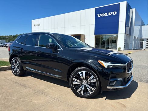 Used 2022 Volvo XC60 B5 Inscription w/ Climate Package AWD/4WD image 1