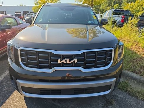 Used 2024 Kia Telluride S w/ S Sunroof Package AWD/4WD image 5