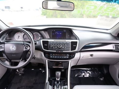 Used 2016 Honda Accord LX image 11