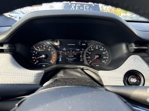 Used 2024 Jeep Compass Latitude image 38