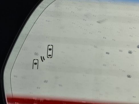 Used 2023 Lexus RZ 450e Premium image 18