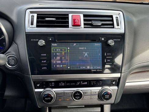 Used 2017 Subaru Legacy 3.6R Limited image 25