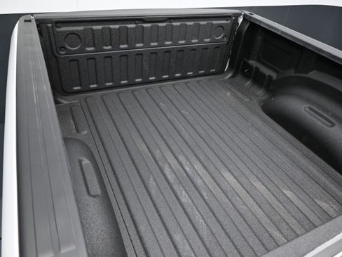 Used 2023 RAM 1500 Laramie AWD/4WD image 41