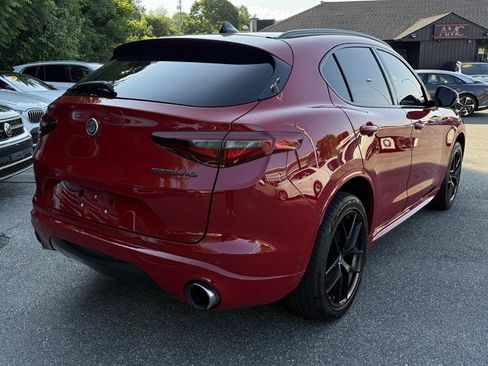 Used 2021 Alfa Romeo Stelvio Ti w/ Nero Edizione AWD/4WD image 17