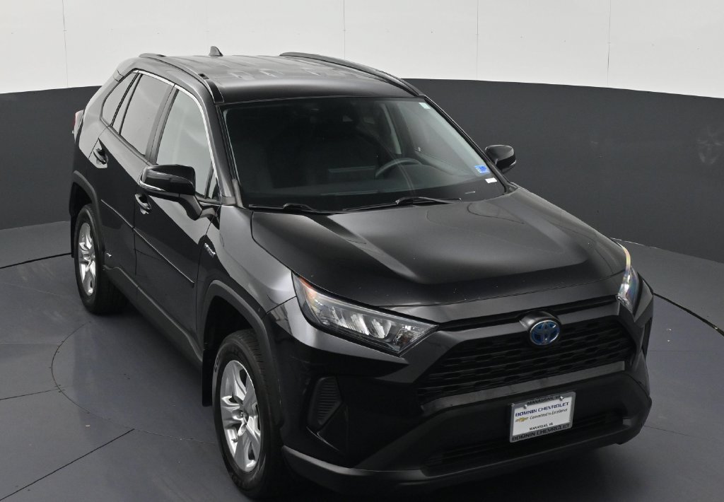 Used 2021 Toyota RAV4 LE AWD/4WD image 29