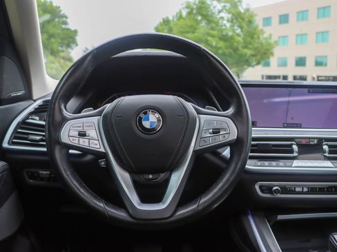 Used 2019 BMW X7 xDrive40i w/ Premium Package AWD/4WD image 32