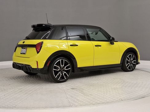 Certified 2025 MINI Cooper S FWD image 7