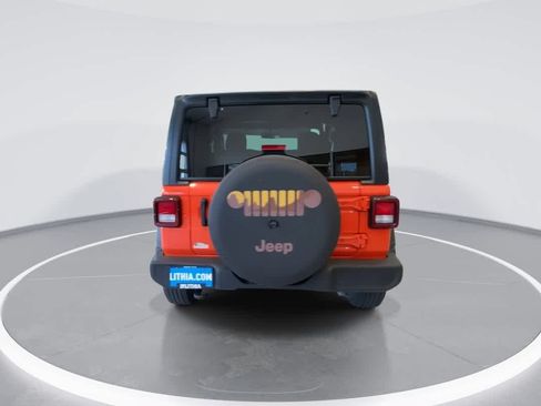 Used 2023 Jeep Wrangler Sport AWD/4WD image 7