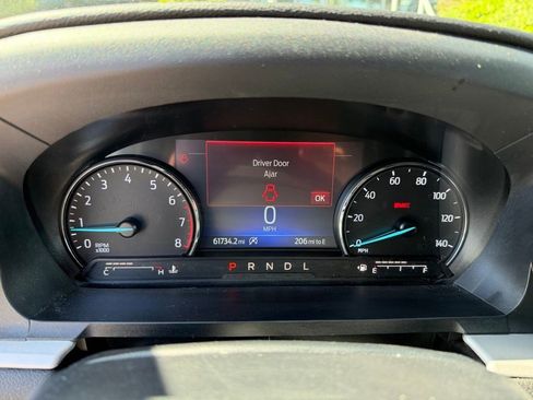 Used 2024 Ford Explorer XLT w/ Class IV Trailer Tow Package image 8