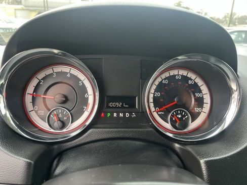 Used 2017 Dodge Grand Caravan SE image 21