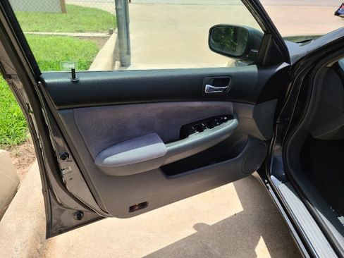 Used 2007 Honda Accord LX image 9