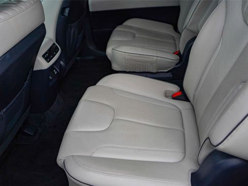 Used 2023 Hyundai Palisade Limited FWD image 26