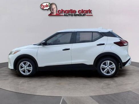 Certified 2024 Nissan Kicks S image 2