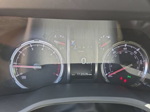 Used 2020 Toyota 4Runner Limited RWD image 19