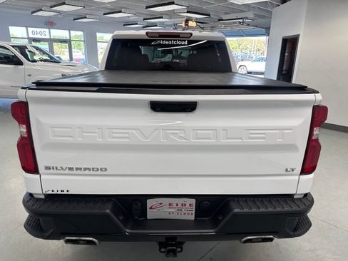 Used 2024 Chevrolet Silverado 1500 LT Trail Boss AWD/4WD image 11