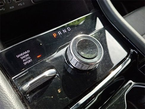 Used 2022 Jeep Grand Cherokee Limited image 17