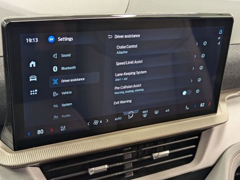 New 2026 Ford Explorer Active w/ Active Comfort Package image 28