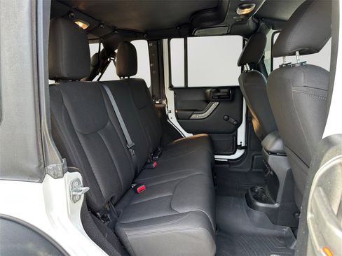 Used 2016 Jeep Wrangler Unlimited Sport image 13