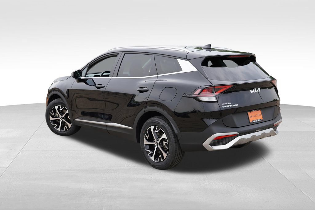 Certified 2024 Kia Sportage EX AWD/4WD image 7