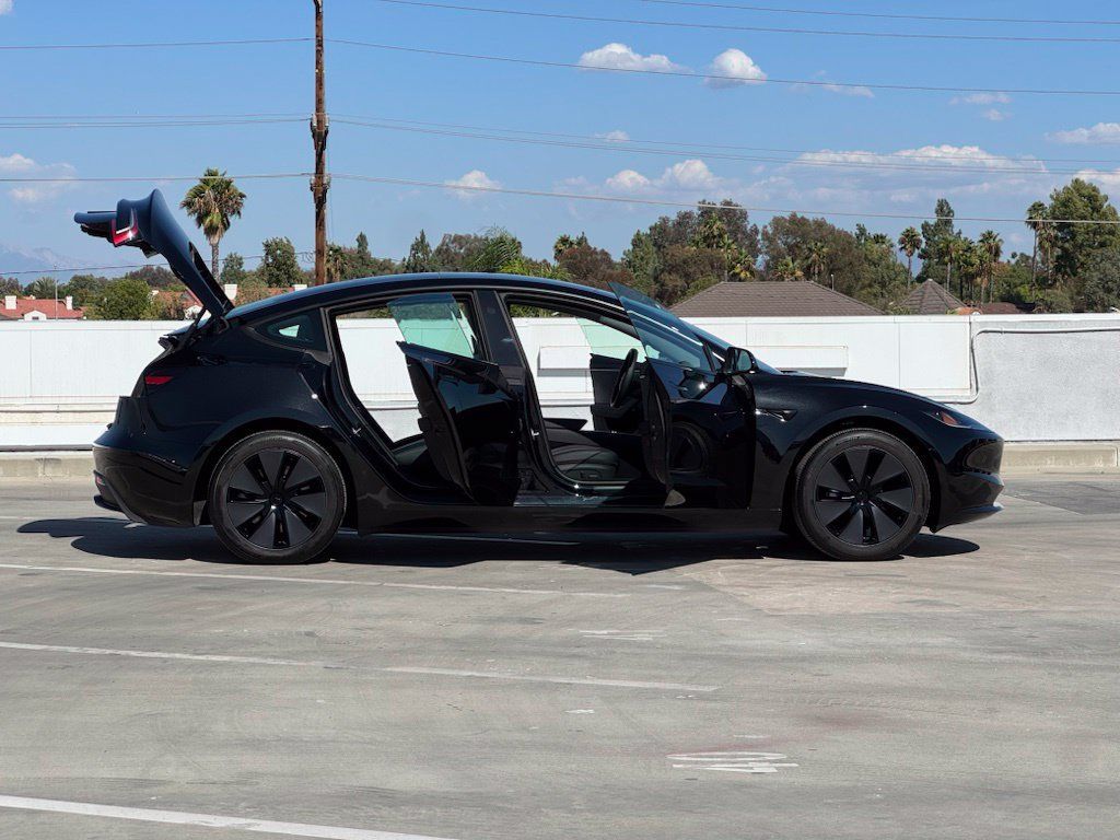 Used 2025 Tesla Model 3 RWD image 27