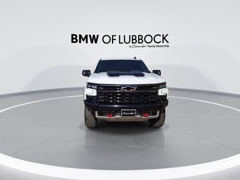 Used 2024 Chevrolet Silverado 1500 ZR2 w/ Technology Package AWD/4WD image 3