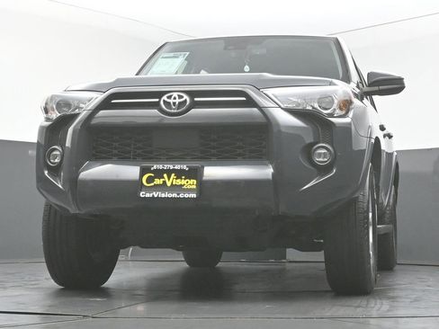 Used 2024 Toyota 4Runner SR5 AWD/4WD image 47