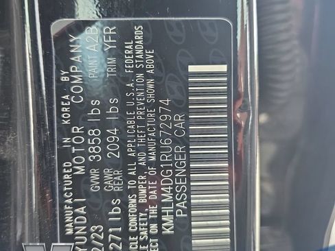 Used 2024 Hyundai Elantra SEL FWD image 30