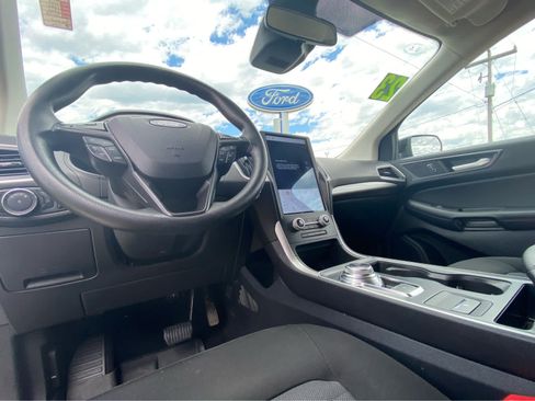 Used 2023 Ford Edge SE w/ Black Appearance Package AWD/4WD image 16