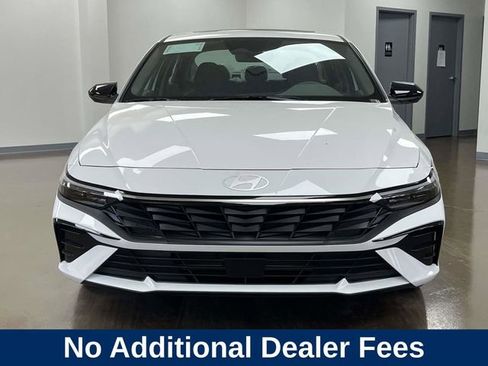 New 2026 Hyundai Elantra SEL Sport Premium FWD image 2