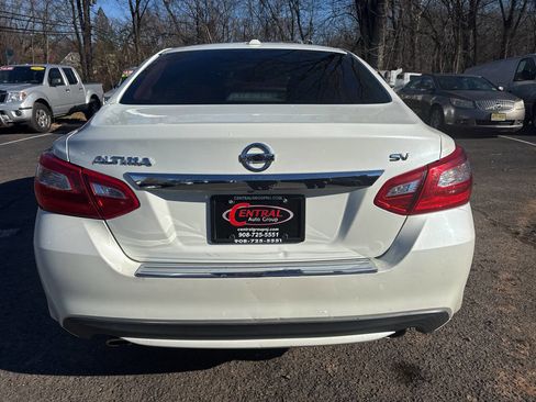Used 2016 Nissan Altima 2.5 SV image 7