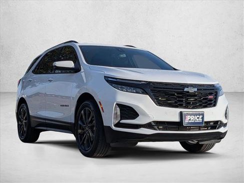 Used 2024 Chevrolet Equinox RS w/ RS Leather Package image 3